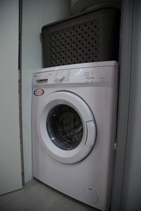 ניס Stylish Studio In Only 50 Meters From Beach ! מראה חיצוני תמונה